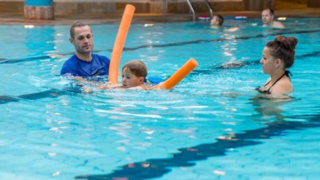 s_klein_1-1 Freizeitbad RIFF – Kurse - Vorschulschwimmen